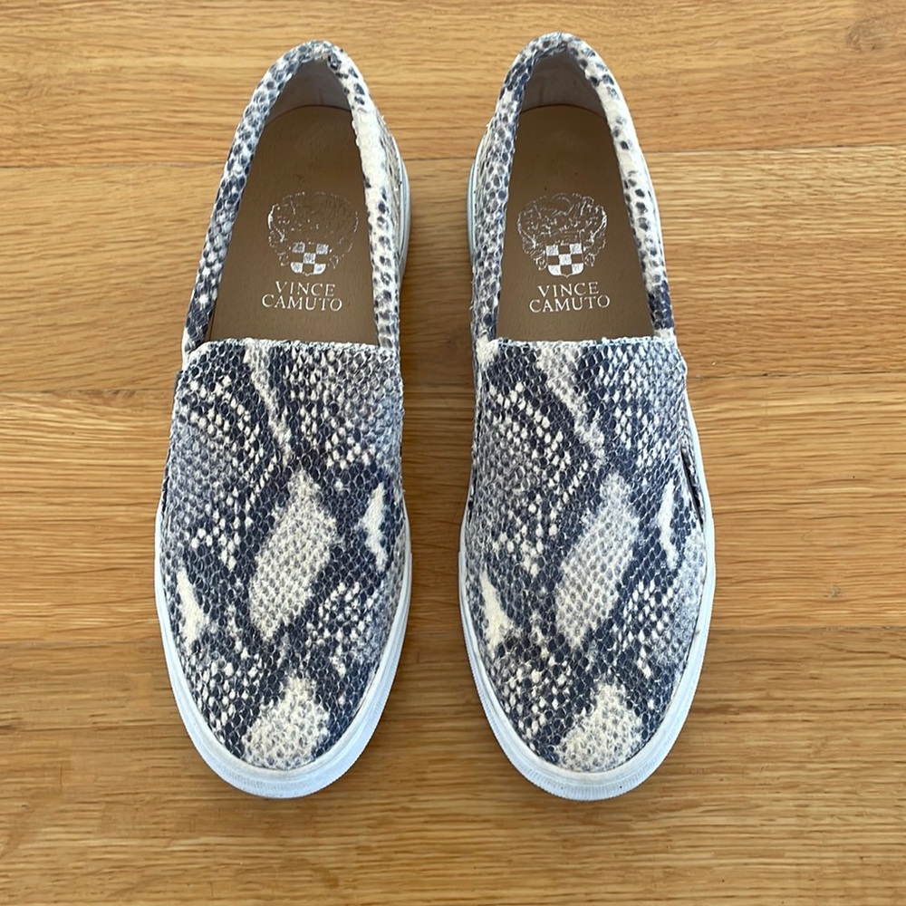 Vince Camuto snakeskin platform sneaker